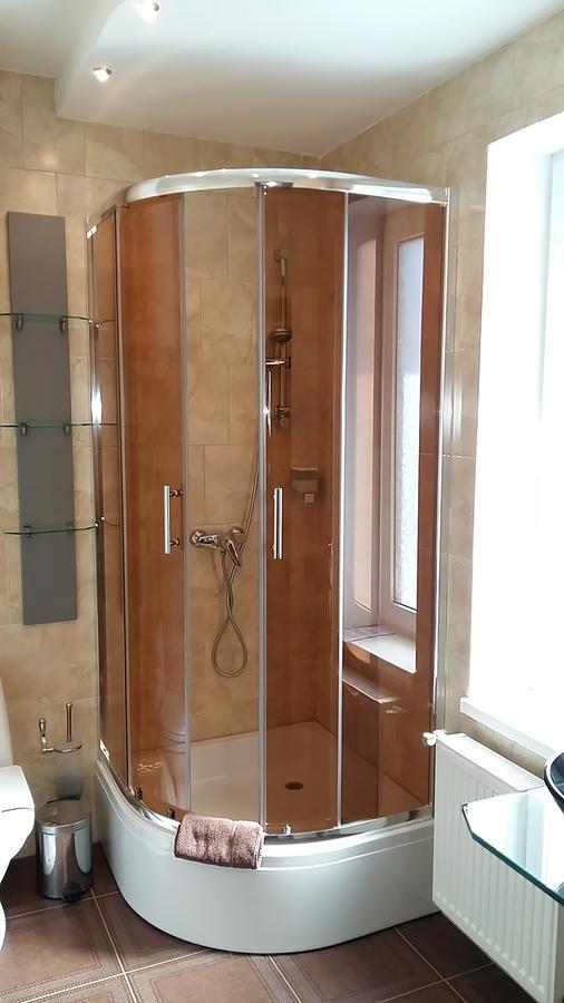 Henry Ford Mini Hotel Одеса Екстер'єр фото